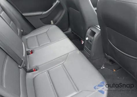 2013 Volkswagen Jetta 2.5L Se z USA, uszkodzony, nr VIN 3VWDP7AJ9DM213171